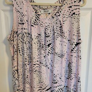 Plus Size 2X Shell - Sleeveless Top by Jones Studio